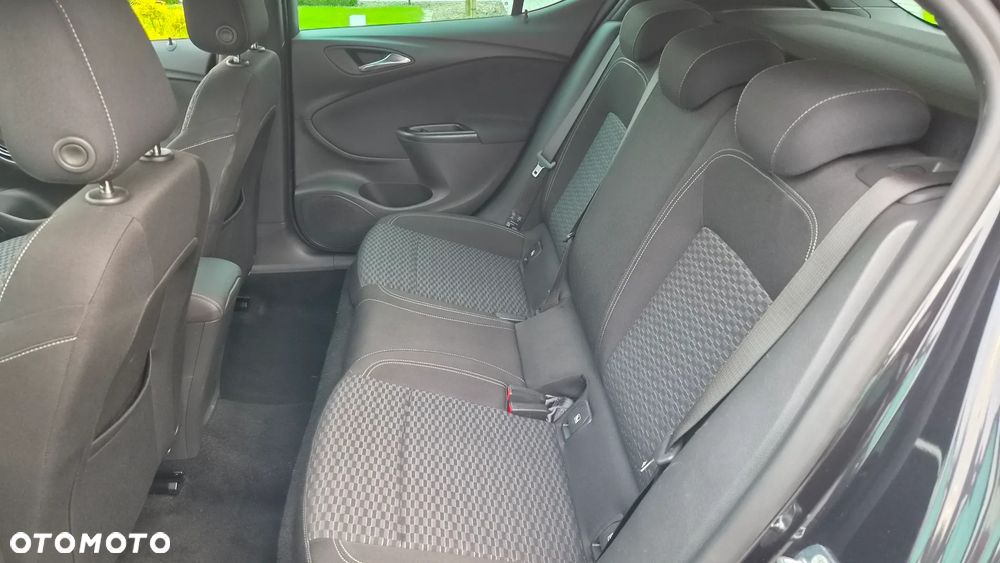 Opel Astra 1.4 Turbo Edition - 24