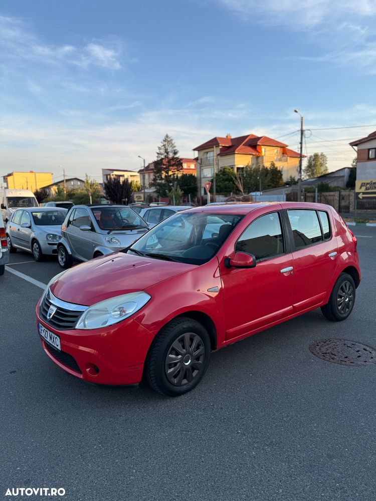 Dacia Sandero - 1