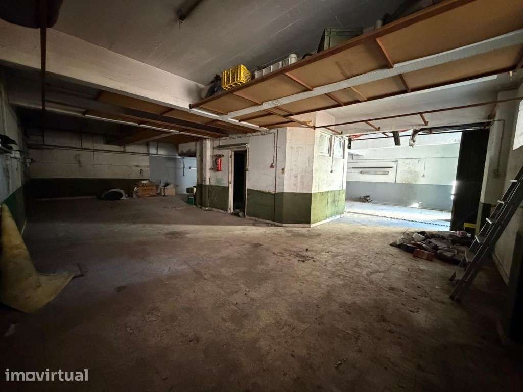 Garagem c/200m2 na Amadora - Grande imagem: 5/13