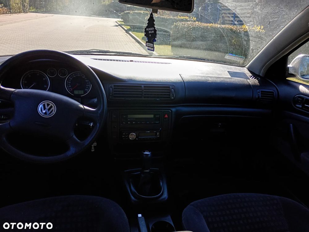 Volkswagen Passat - 6