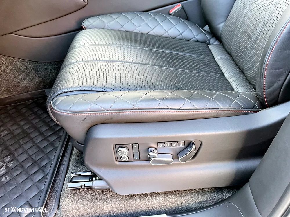 Bentley Bentayga V8 - 25