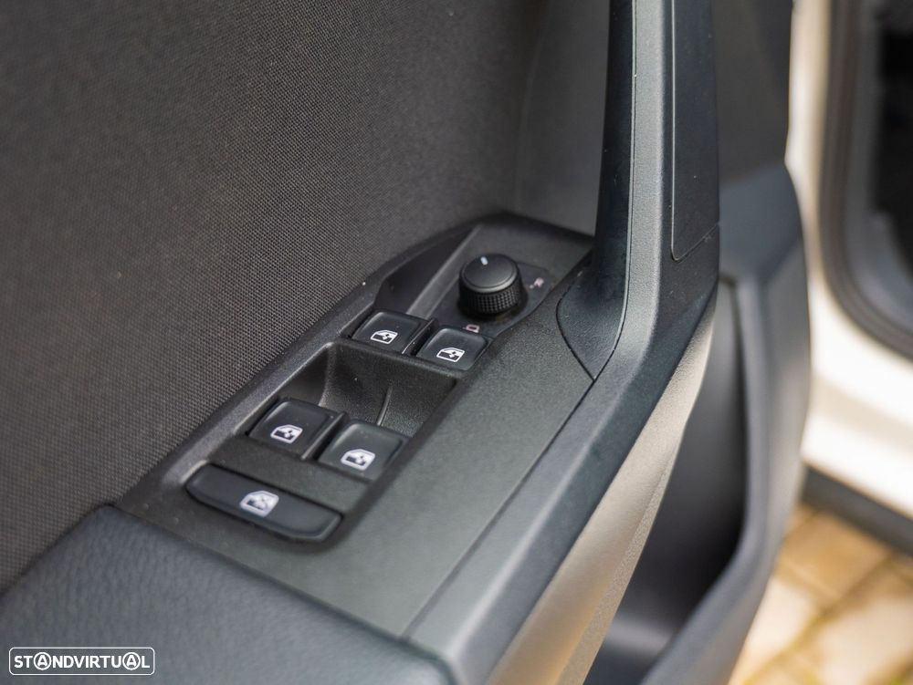 SEAT Arona 1.0 TSI FR - 13