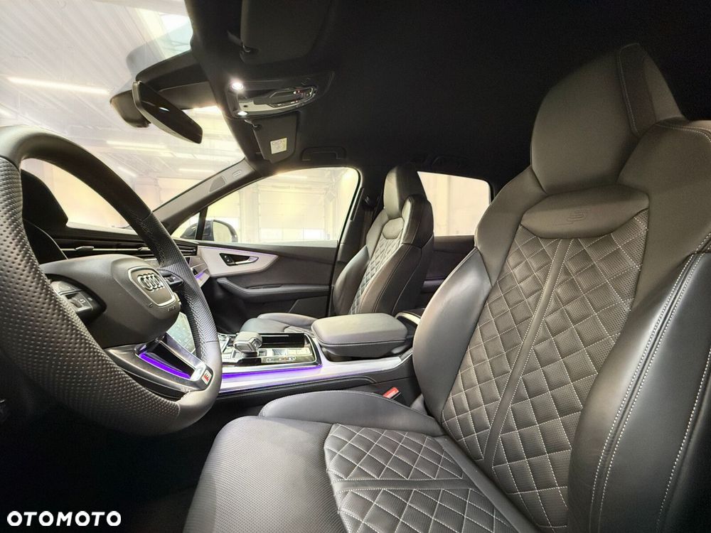 Audi Q7 - 19