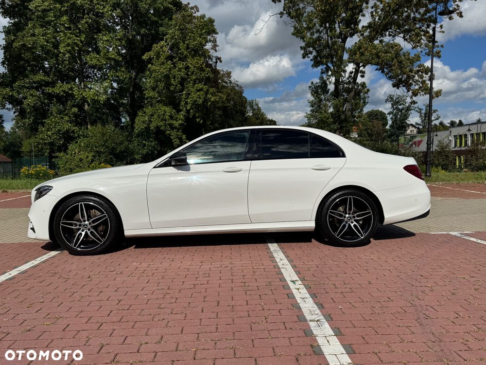 Mercedes-Benz Klasa E 220 d 4-Matic Business Edition 9G-TRONIC - 2