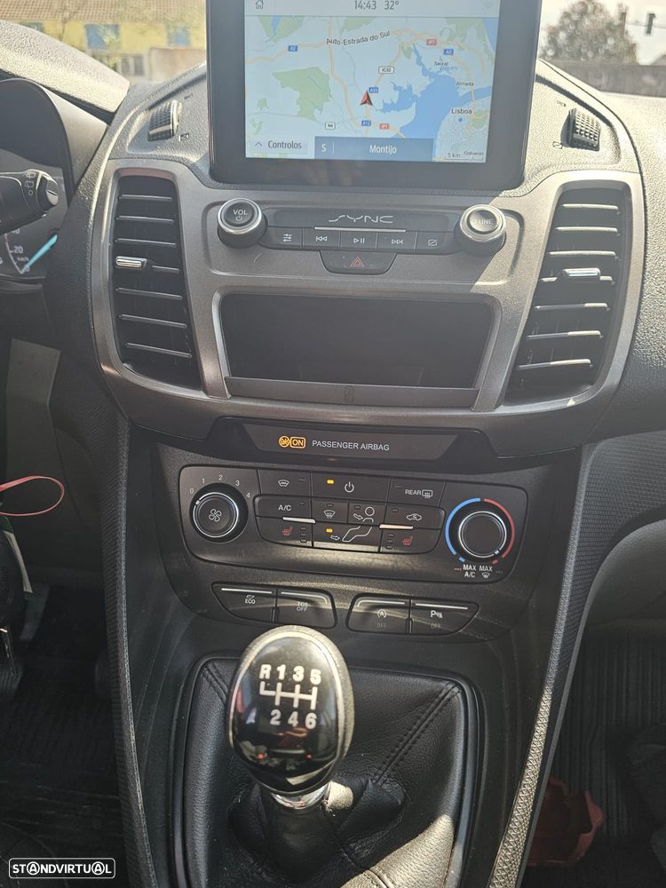 Ford Transit Connect - 9
