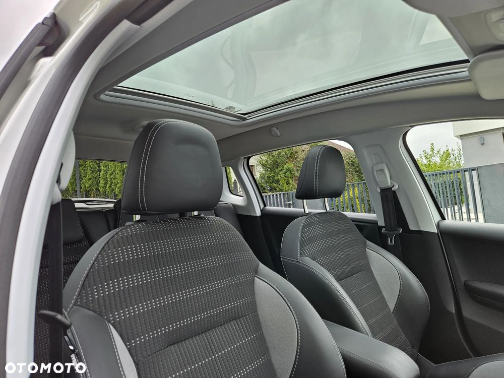 Peugeot 2008 1.2 Pure Tech Allure S&S - 5