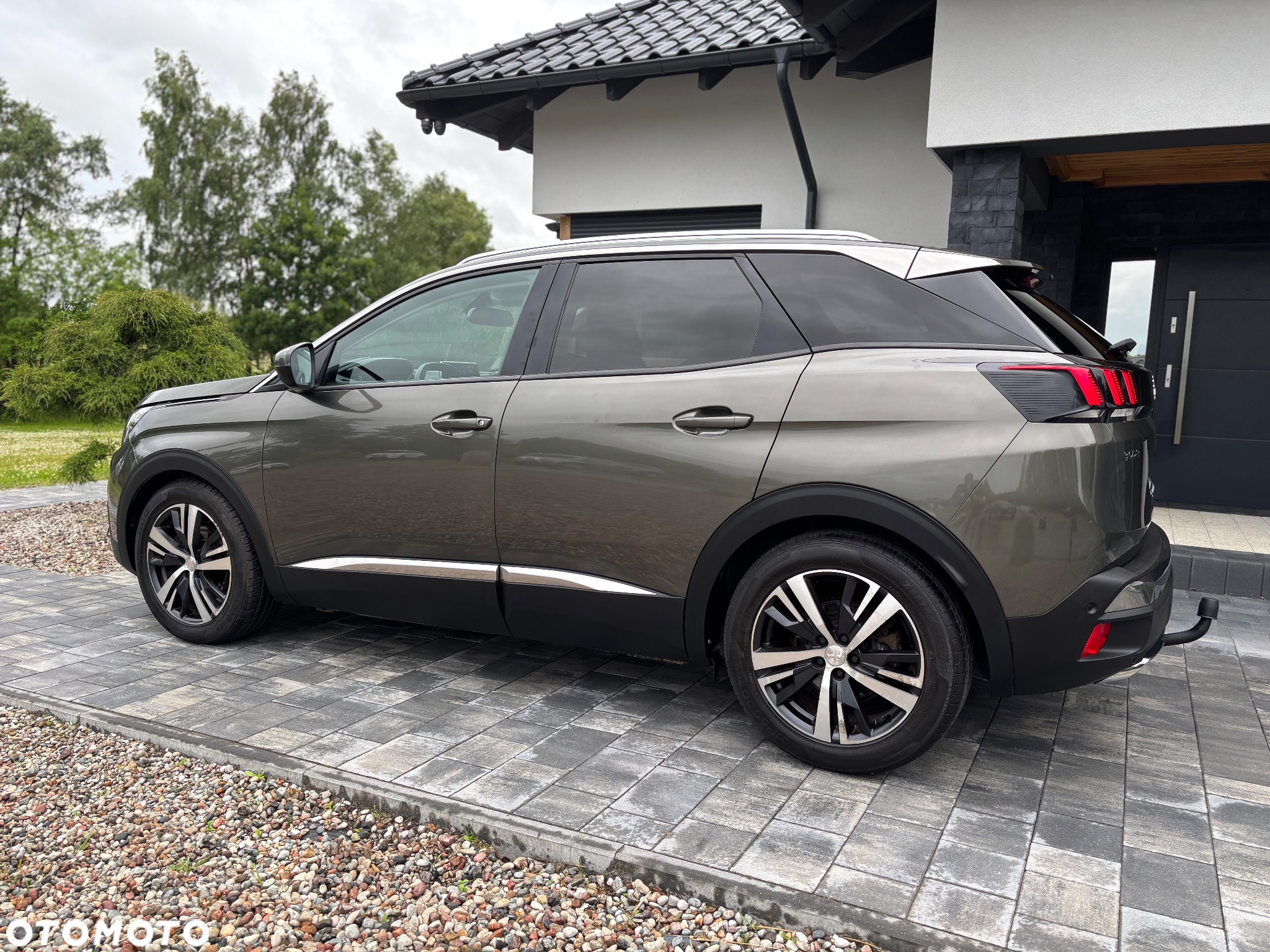 Peugeot 3008 HDi FAP 150 Premium - 2