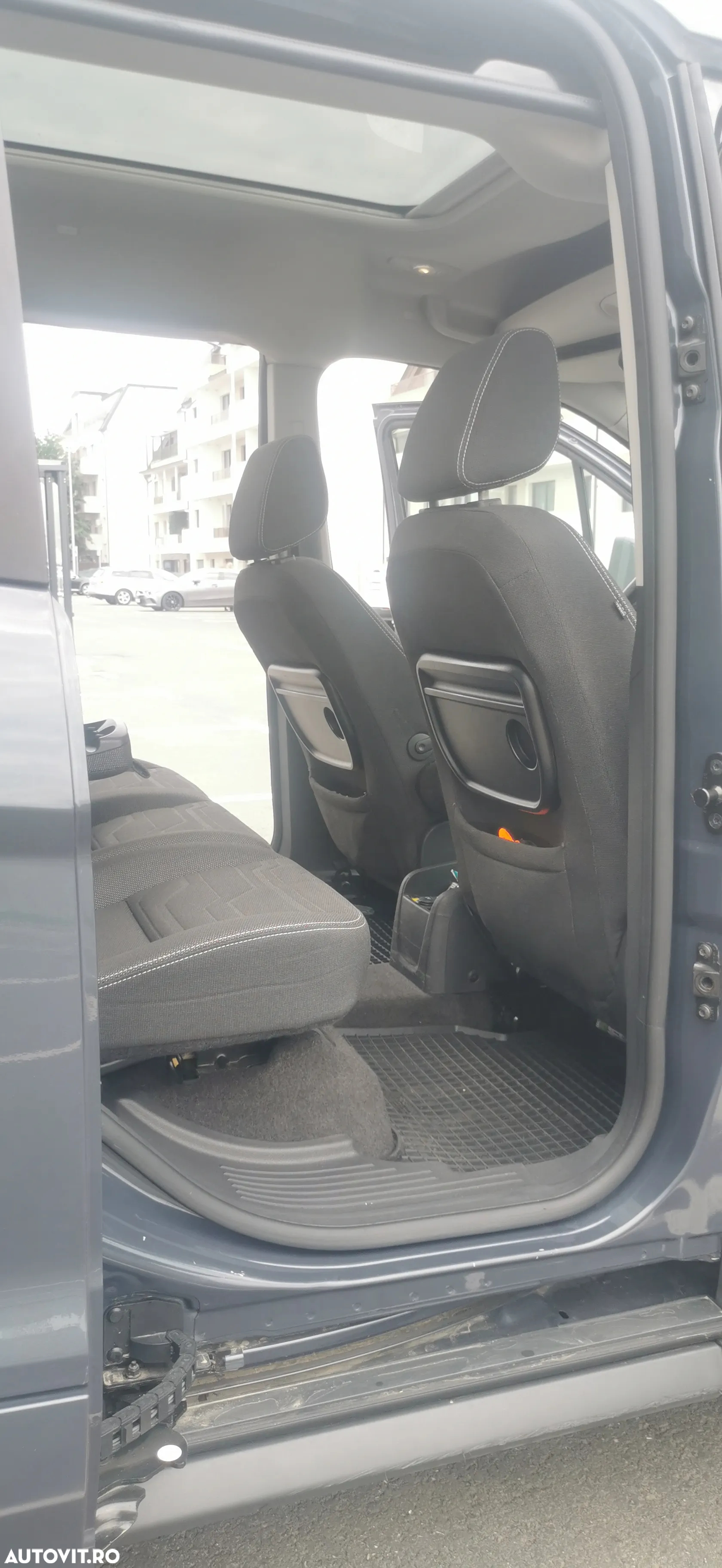 Ford Tourneo Connect 1.0 EcoBoost SWB (L1) Titanium - 6