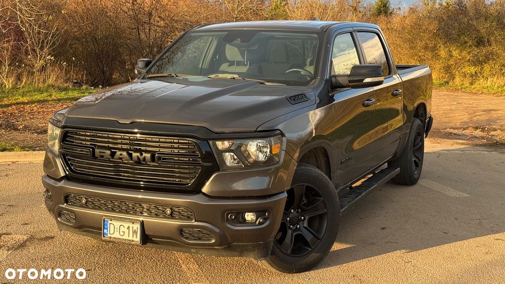 RAM 1500 5.7 Crew Cab Bighorn - 3