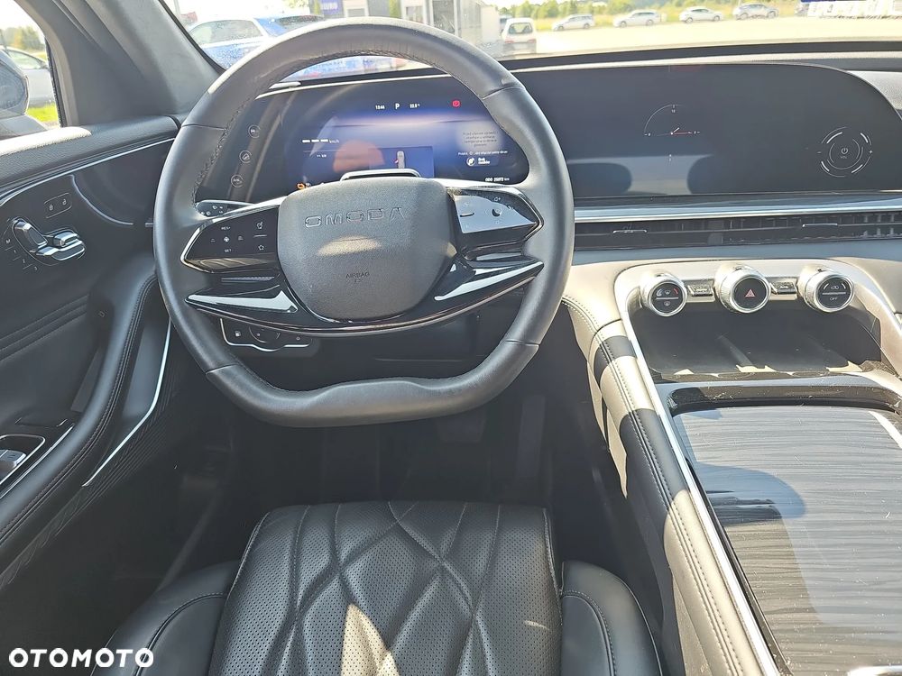Omoda 9 1.5 Super Hybrid Exclusive AWD - 12