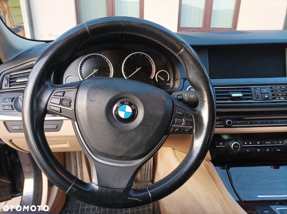 BMW Seria 5 530d xDrive - 19