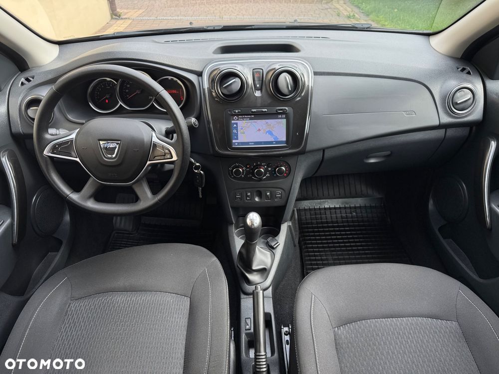 Dacia Logan TCe 90 Celebration - 15
