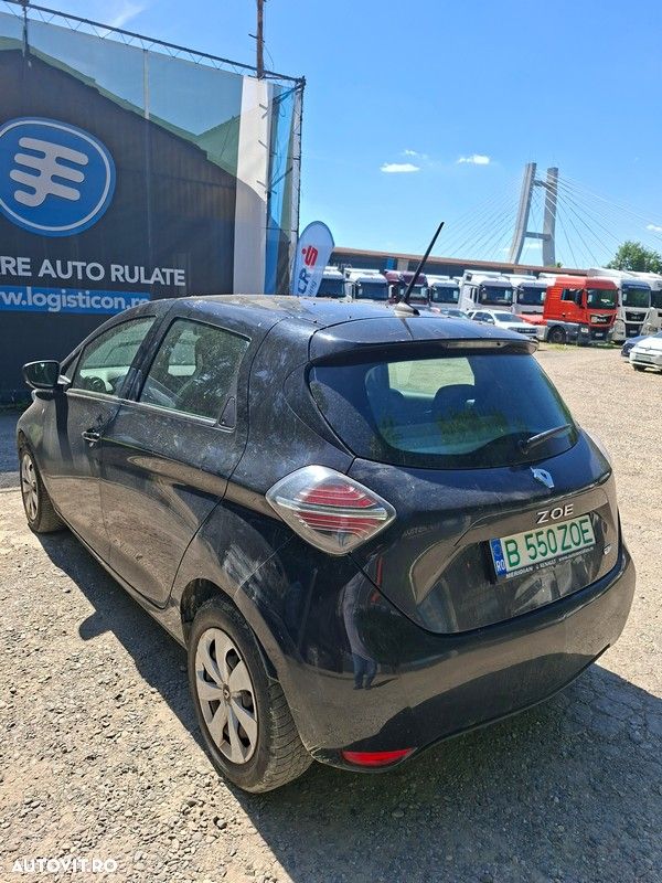 Renault ZOE - 6