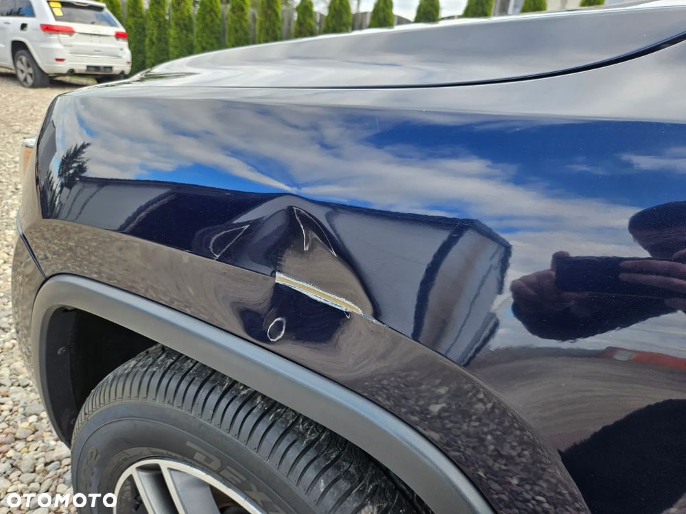 Jeep Grand Cherokee - 29