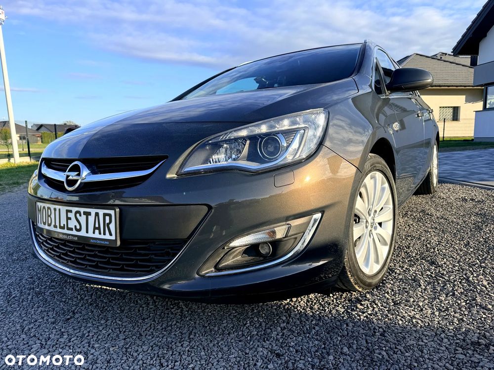 Opel Astra 1.4 Turbo Cosmo - 9