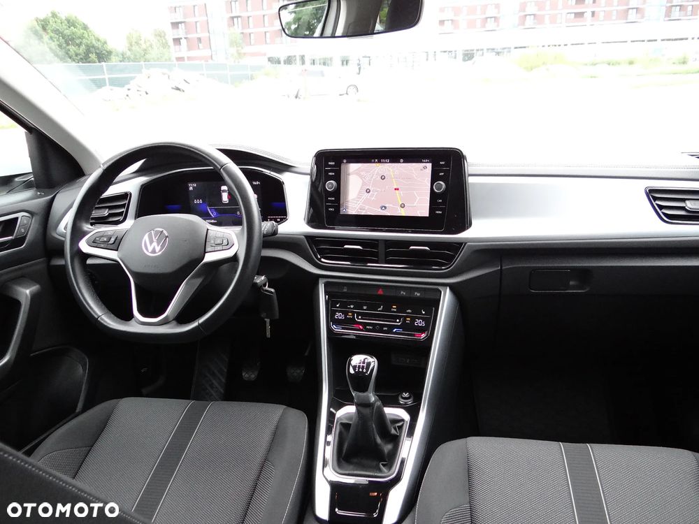 Volkswagen T-Roc - 7