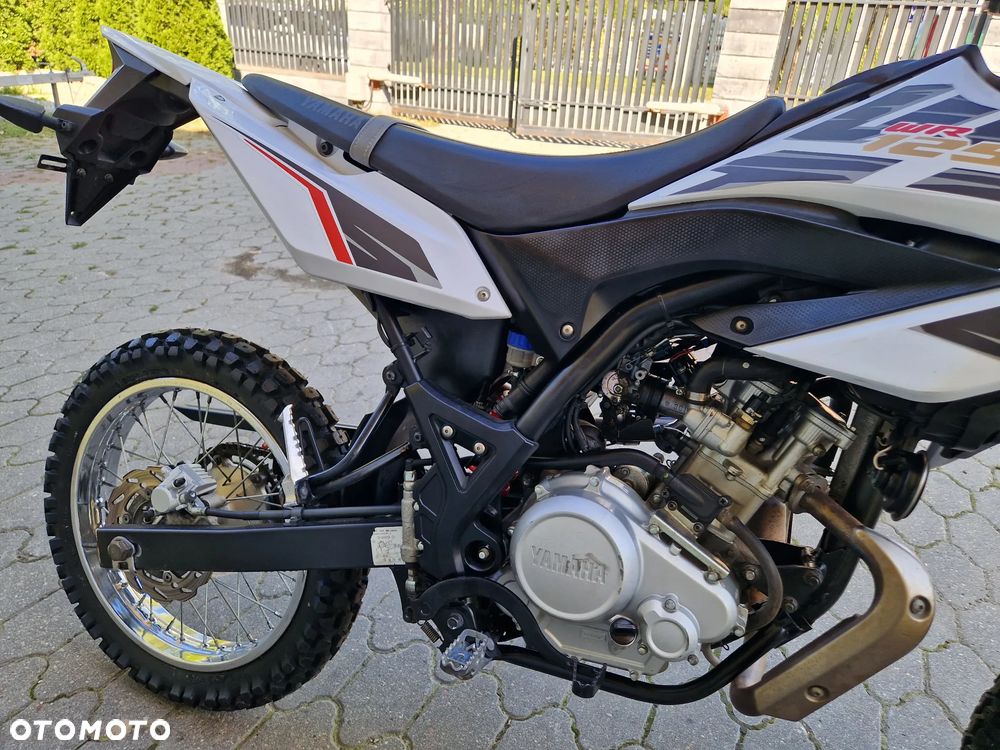 Yamaha WR - 19