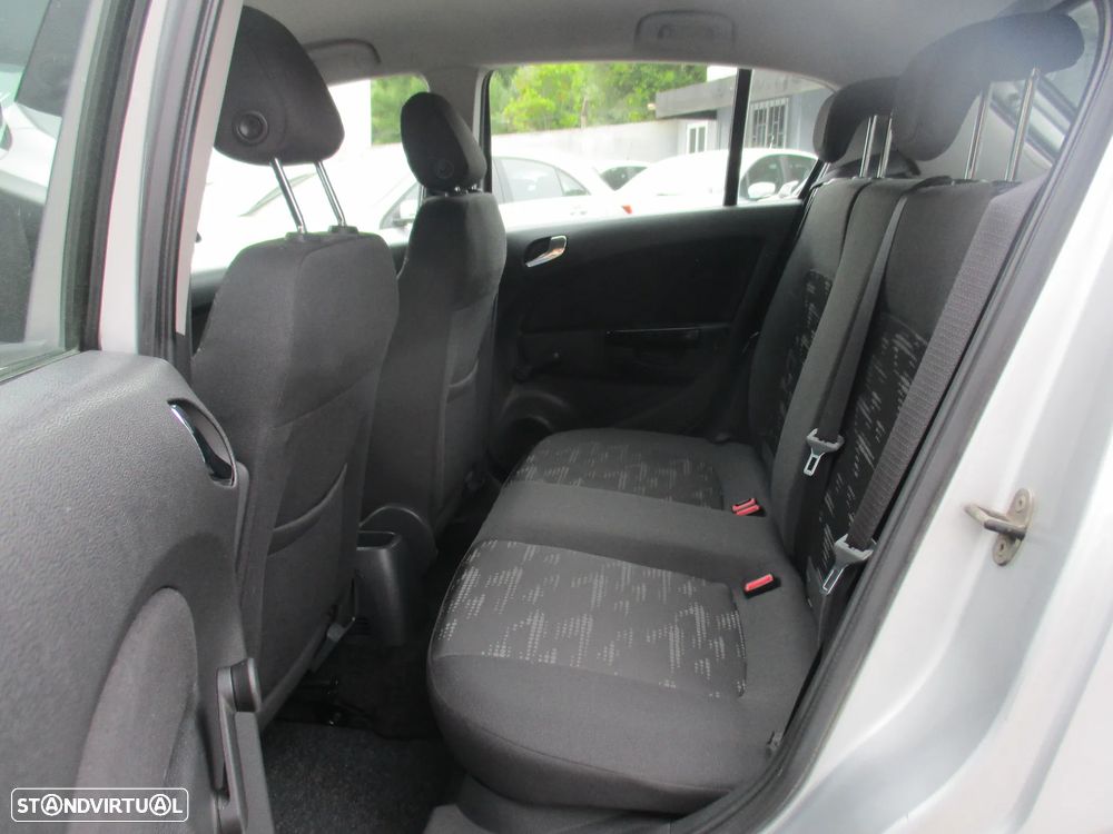Opel Corsa 1.2 Enjoy S/S - 19