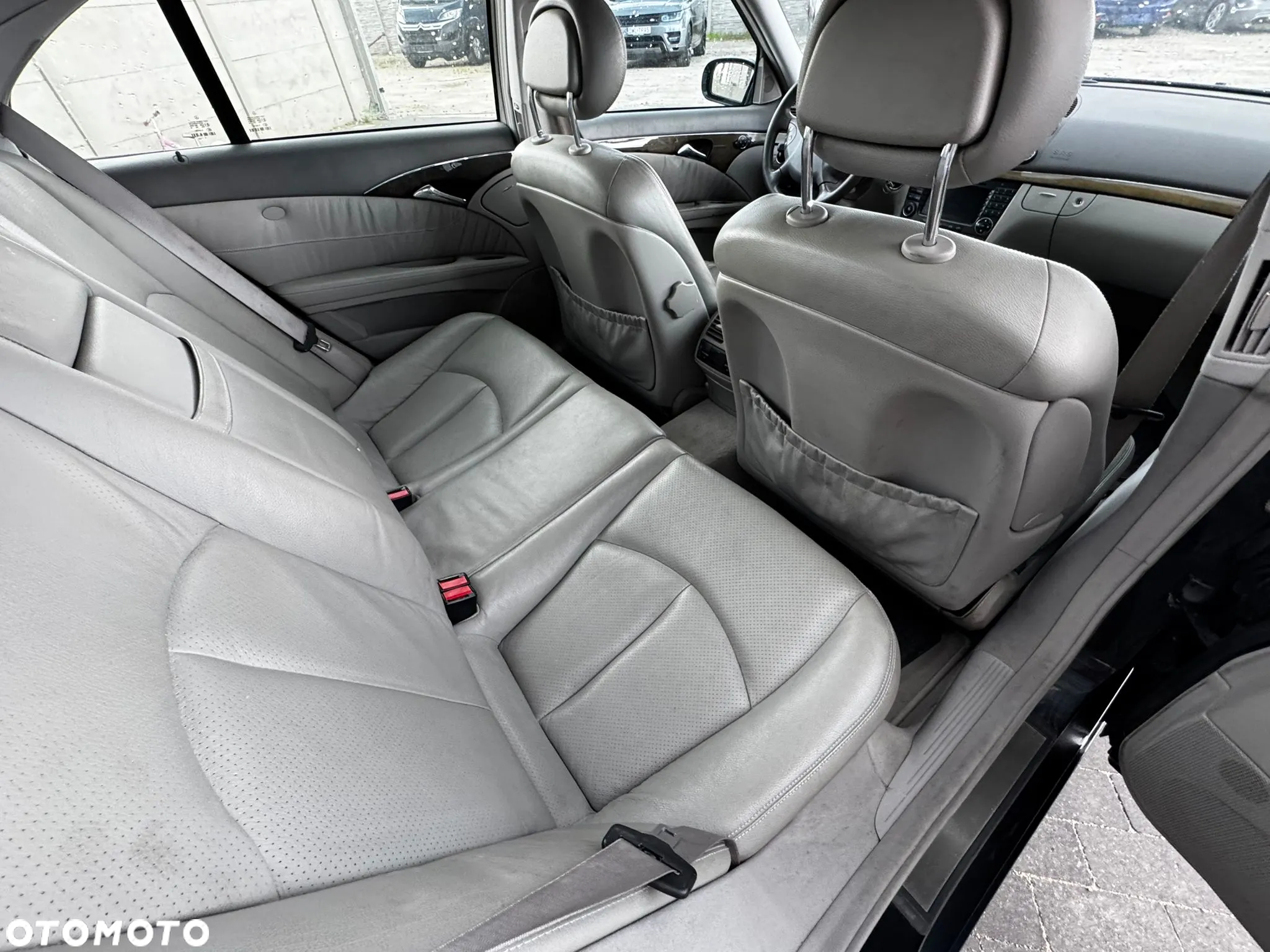 Mercedes-Benz Klasa E 500 7G-TRONIC Avantgarde - 14