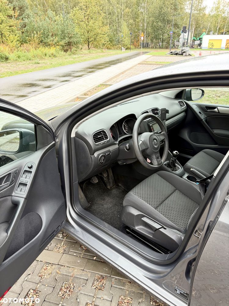 Volkswagen Golf 2011 photo 4