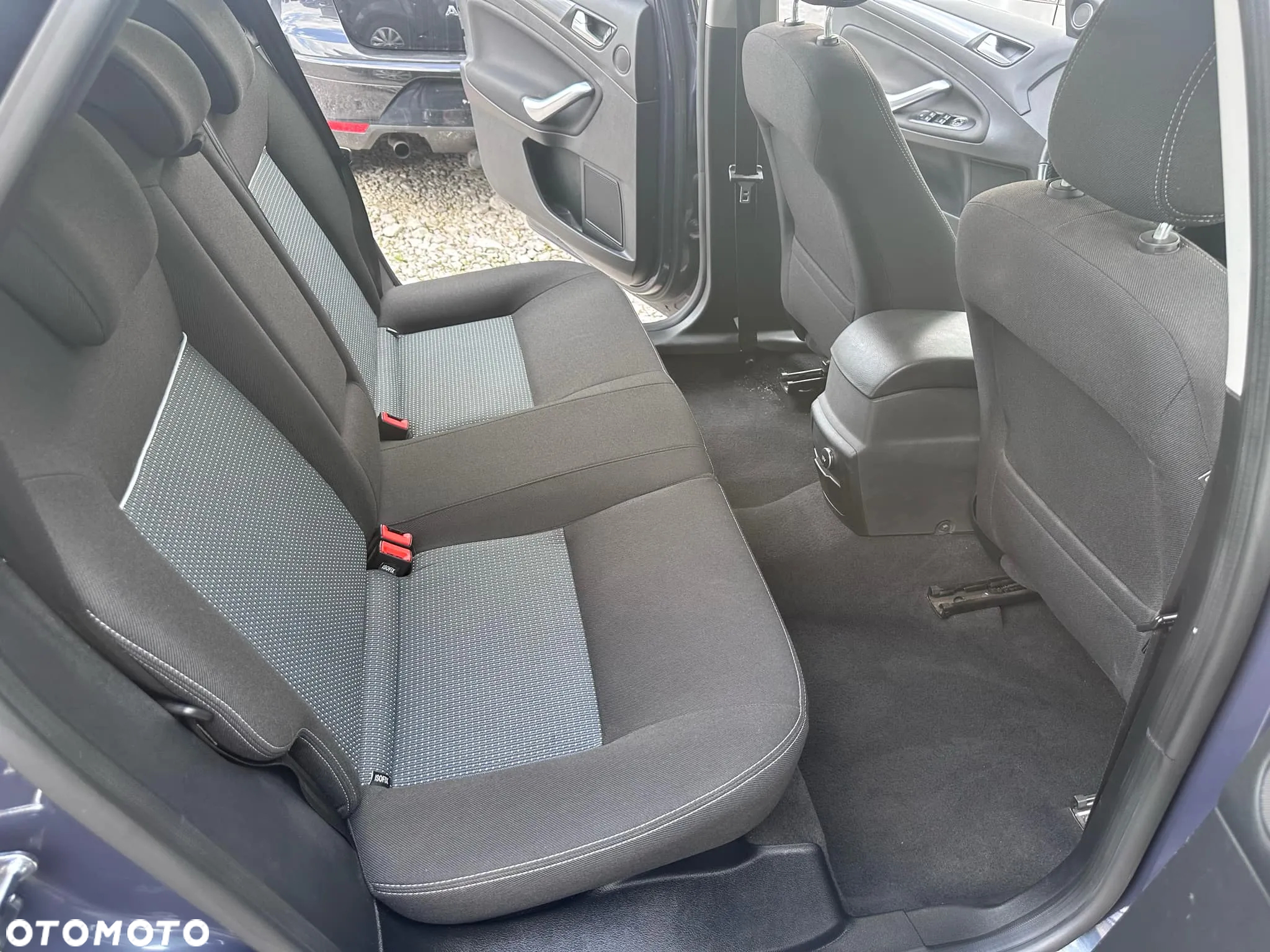 Ford Mondeo 1.6 Titanium - 12