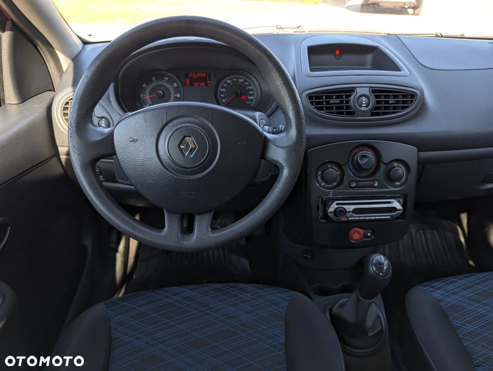 Renault Clio 1.4 16V Dynamique - 25
