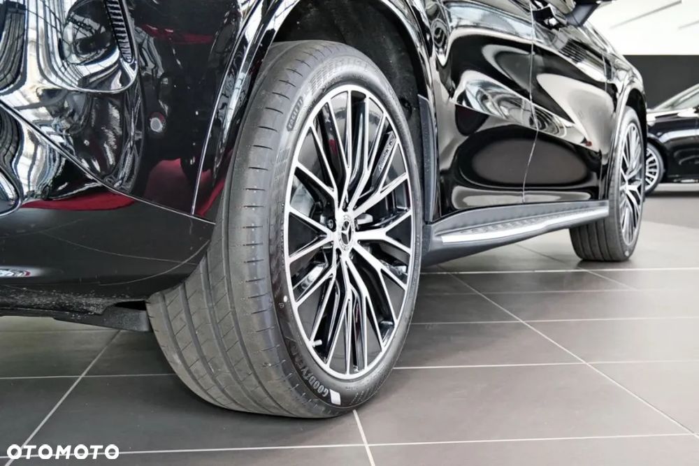 Mercedes-Benz GLC - 6