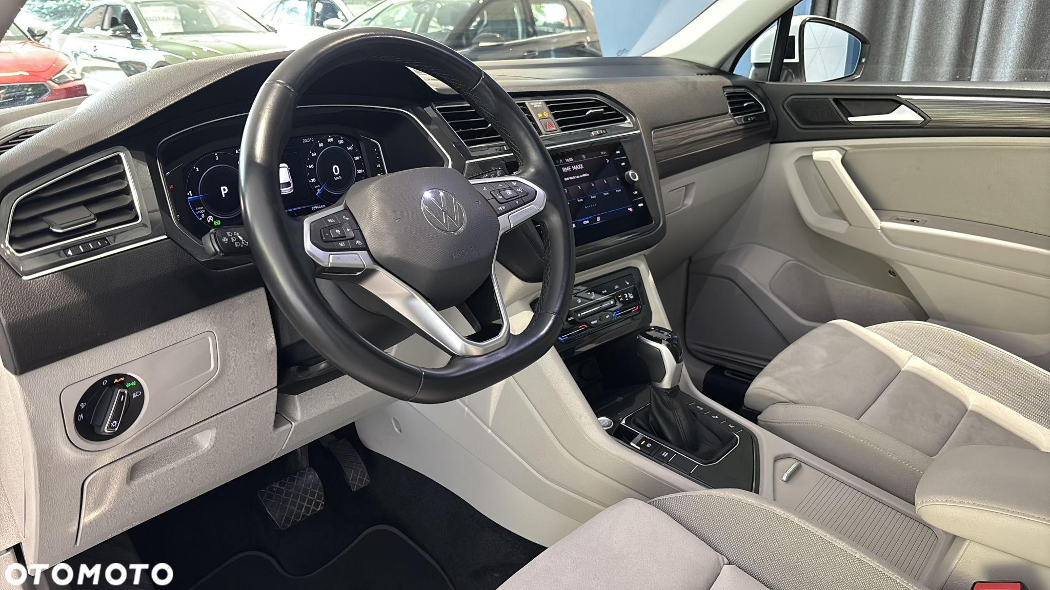 Volkswagen Tiguan Allspace 2.0 TDI Elegance DSG - 9