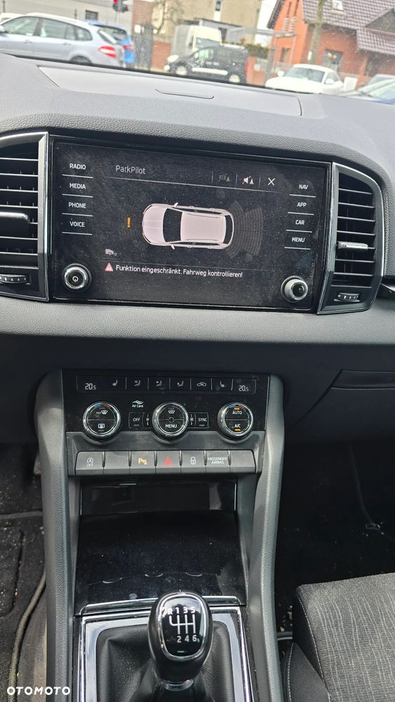 Skoda Karoq 1.6 TDI SCR Style - 3