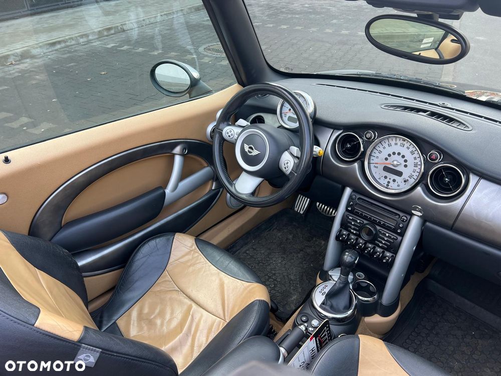 MINI Cooper S Sidewalk - 11