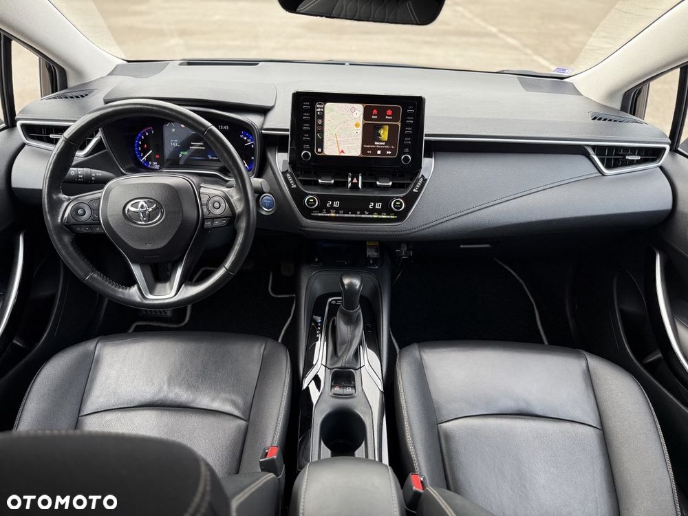 Toyota Corolla 1.8 Hybrid Executive - 21