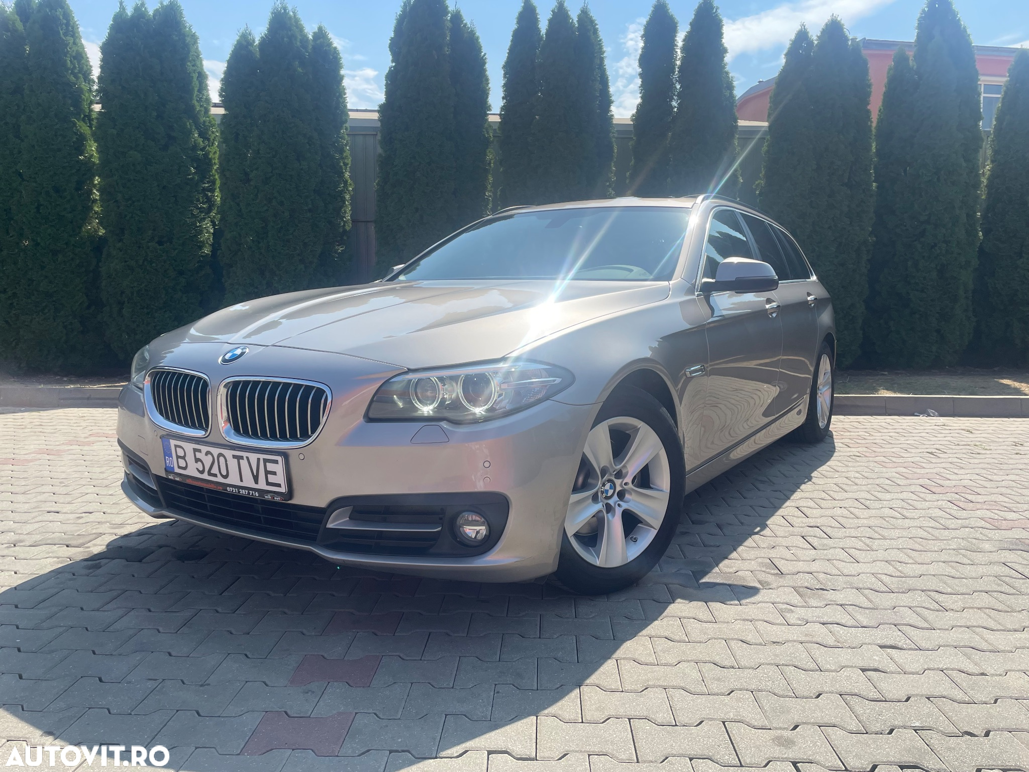 BMW Seria 5 520d Efficient Dynamics Edition Aut. Luxury Line - 4