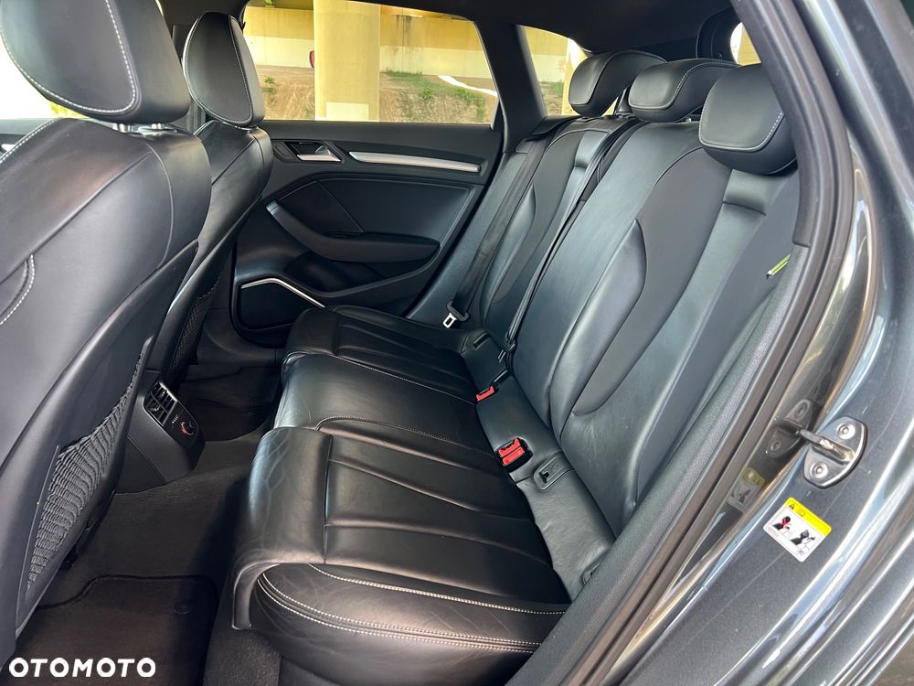 Audi A3 Sportback 1.4 TFSI e-tron S line Sportpaket - 18
