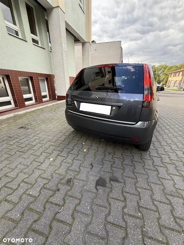 Ford Fiesta - 6