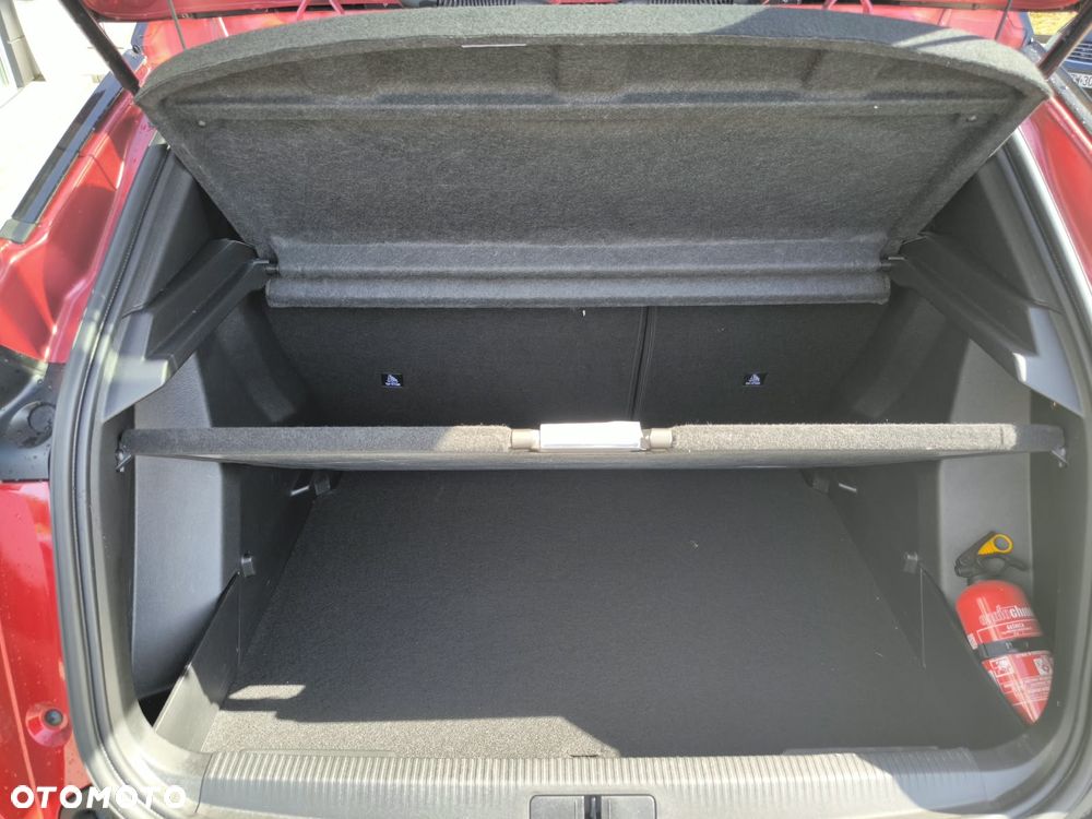 Peugeot 2008 PureTech mHEV GT Exclusive e-DCS6 - 15