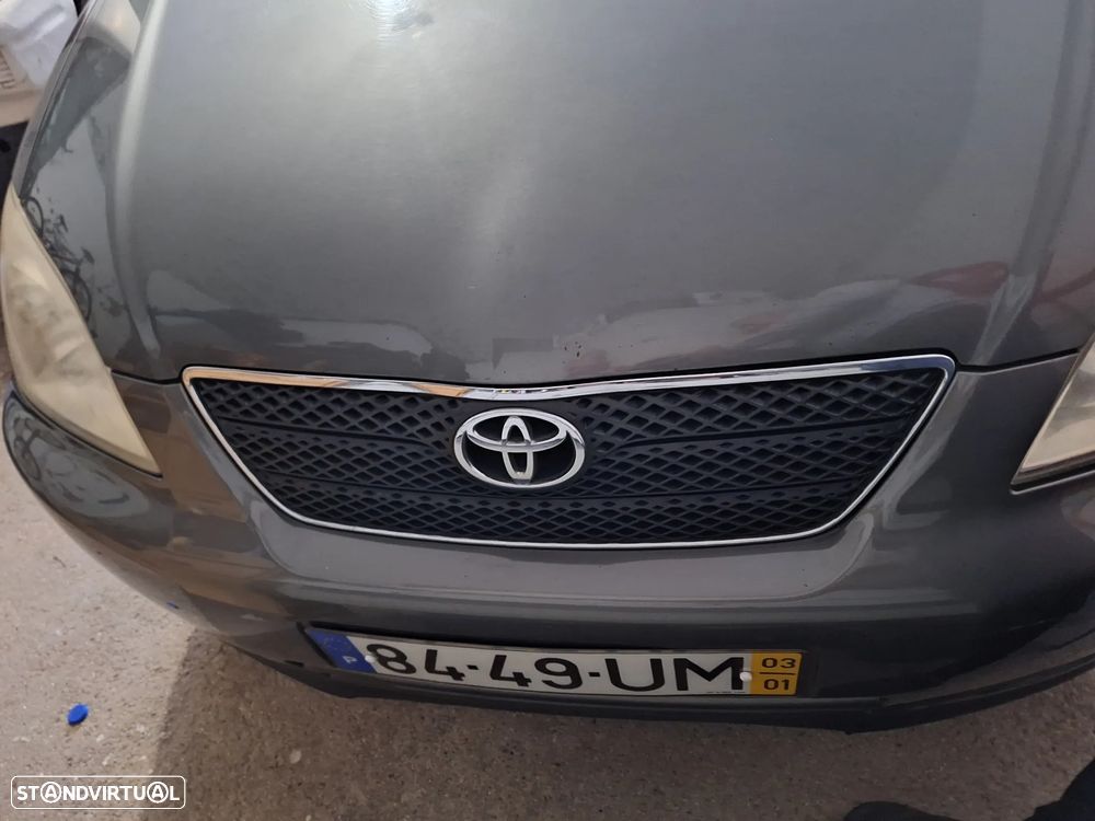 Toyota Corolla 2.0 D-4D Sol - 1