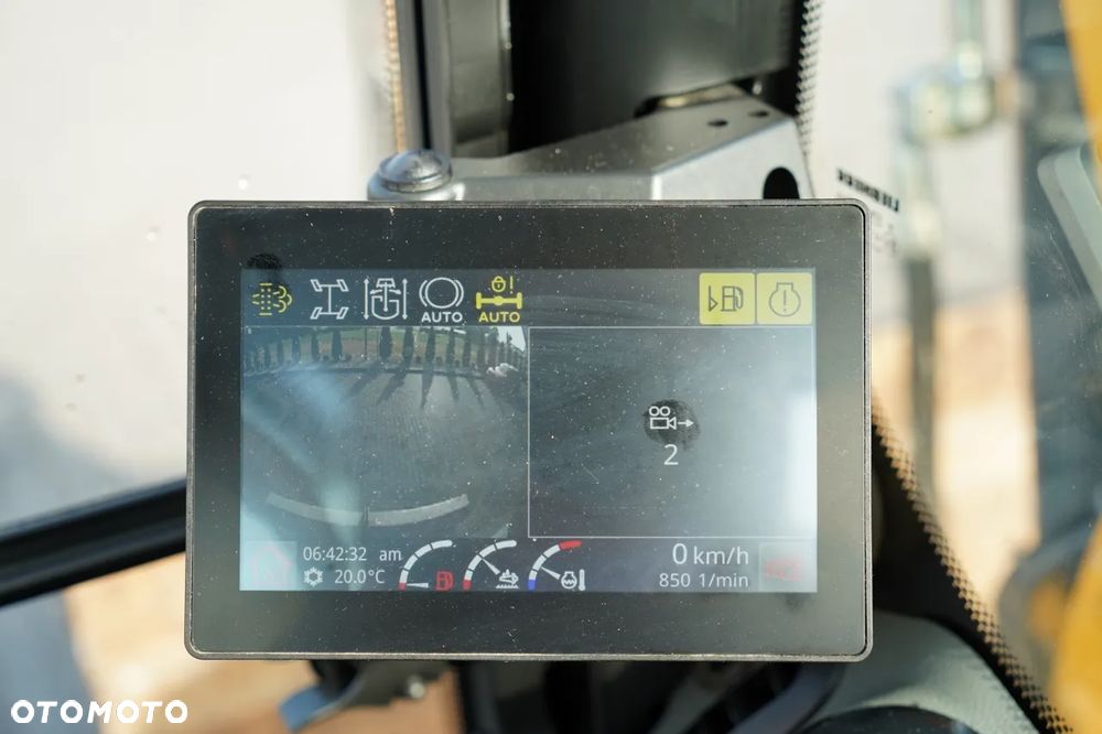 Liebherr 910 COMPACT LITRONIC  / KOPARKA KOŁOWA / KLIMATYZACJA / KAMERA  / 2020 ROK / PO KONTRAKCIE SERWISOWYM - 29