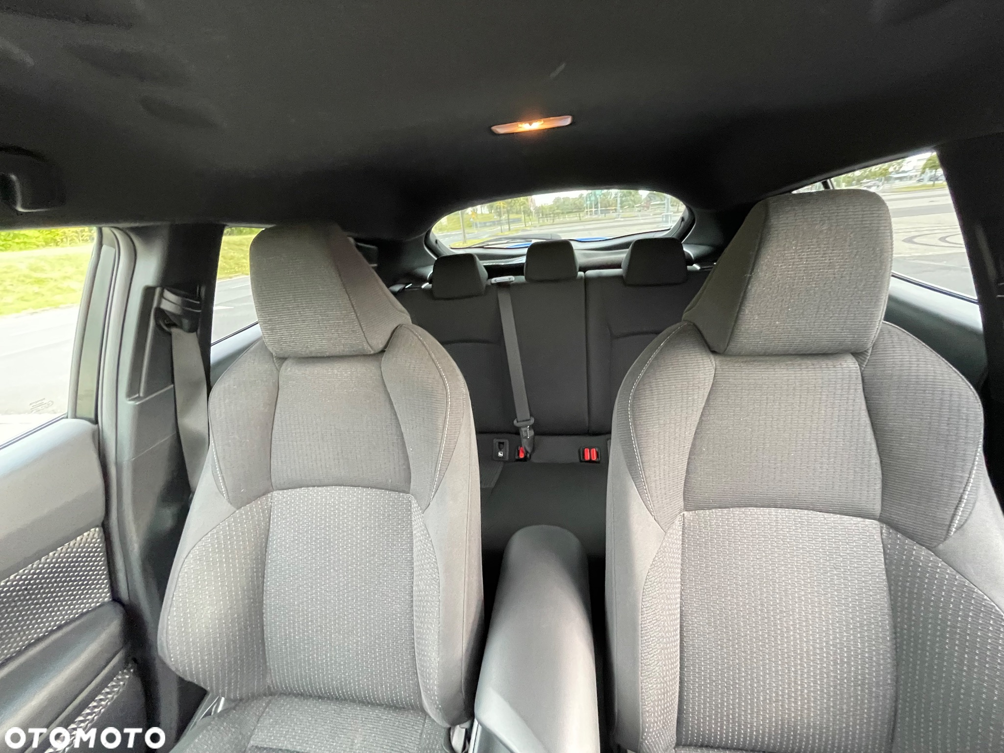 Toyota C-HR 1.2 T Premium - 14