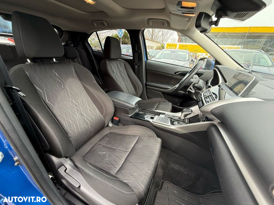 Mitsubishi Eclipse-Cross 1.5-litre 16-valve DOHC MIVEC 4X4 Instyle+ Aut. - 19