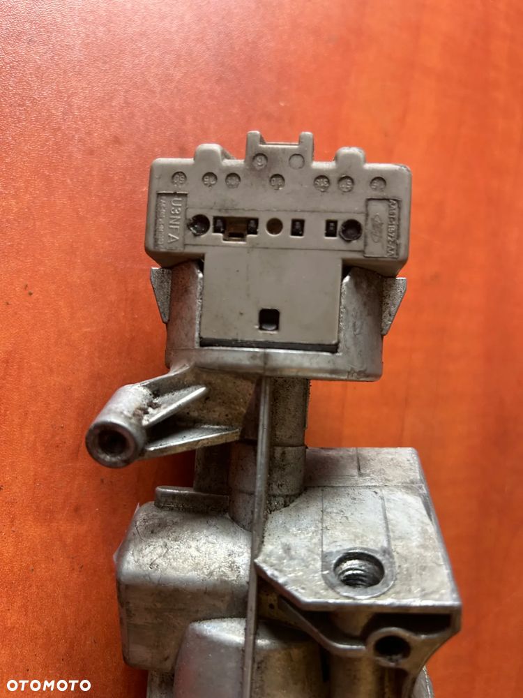 Stacyjka Ford A1509070384E - 3