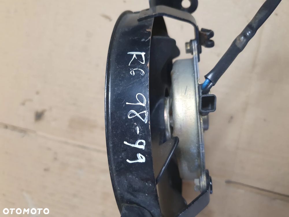 } YAMAHA YZF-R6 RJ03 1999-2002 Wentylator silniczek wentylatora chłodnicy SSW96154E - 5