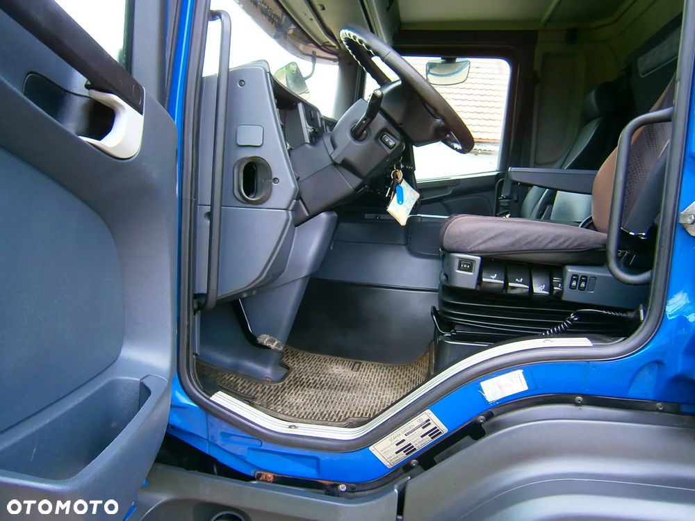 Scania Scania P 320 6X2 CHŁODNIA 9,M - 7