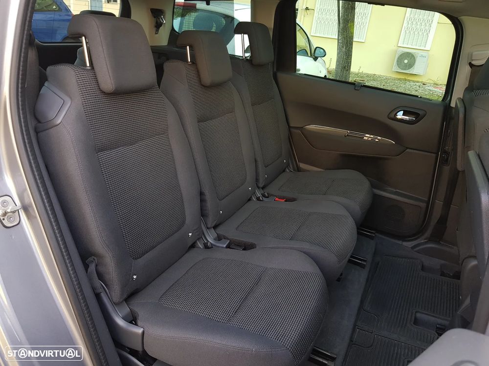 Peugeot 5008 1.6 BlueHDi Allure J17 - 39