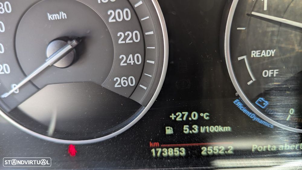 BMW 318 d Line Sport - 3