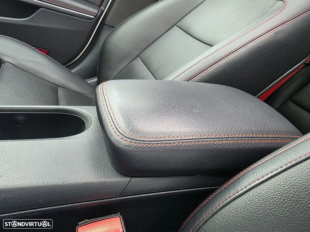 Mercedes-Benz CLA 45 AMG 4Matic 7G-DCT - 28