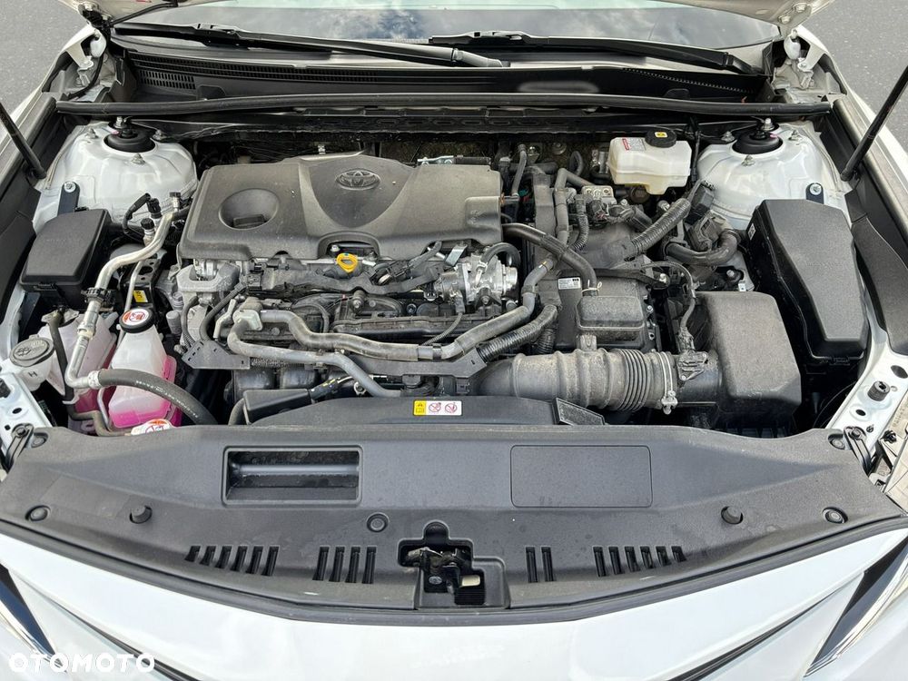 Toyota Camry - 26