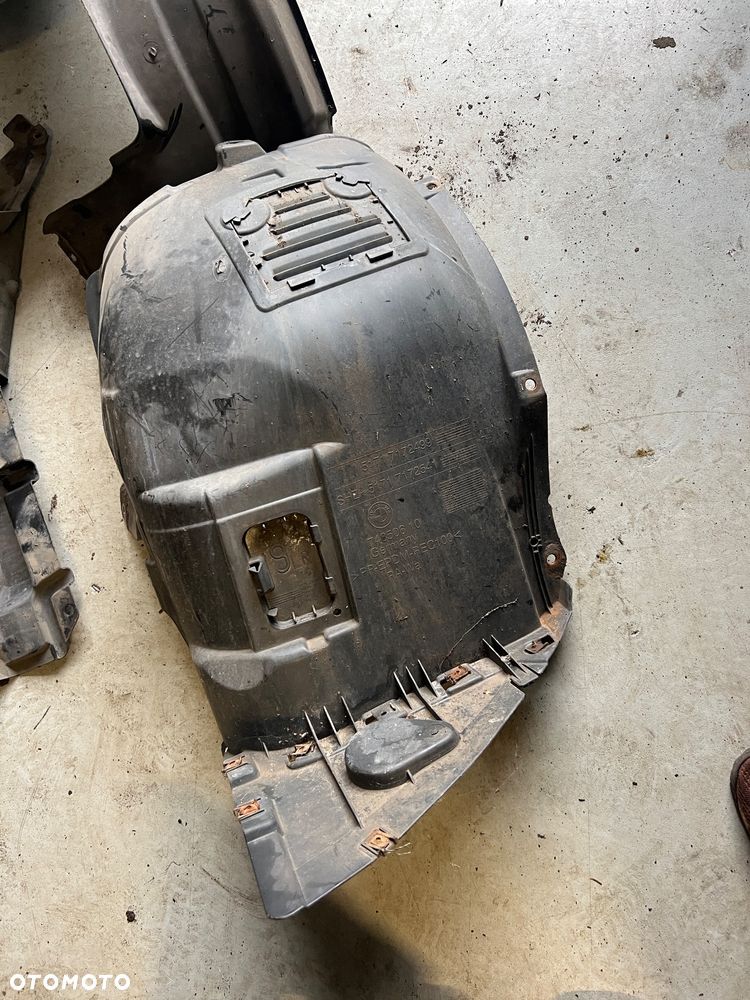 Nadkole przednie lewe Bmw e90 e91 lift lci idealne ! 3 elementy