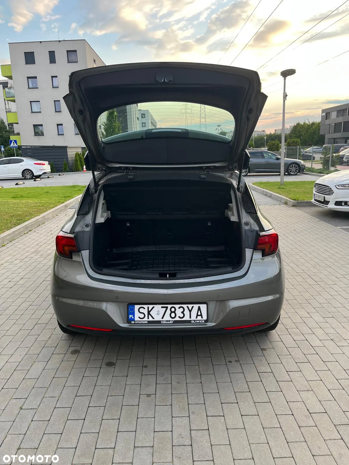 Opel Astra V 1.4 Enjoy - 9