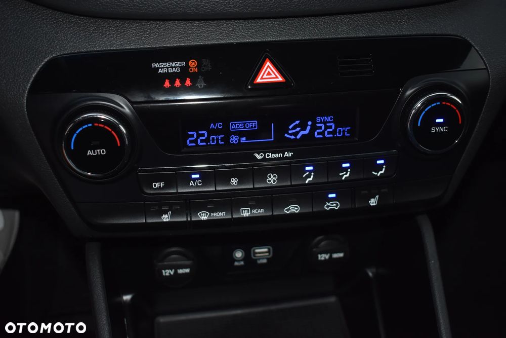 Hyundai Tucson 1.7 CRDI BlueDrive Style 2WD - 32
