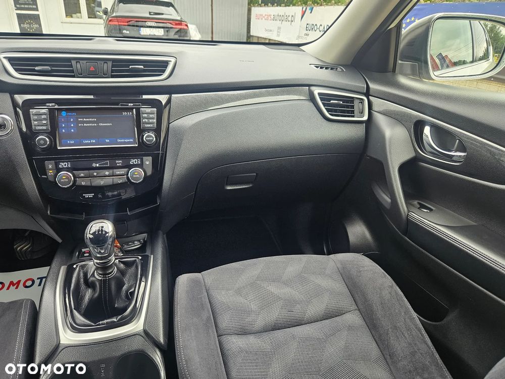 Nissan X-Trail 1.6 DIG-T N-Connecta 2WD - 25
